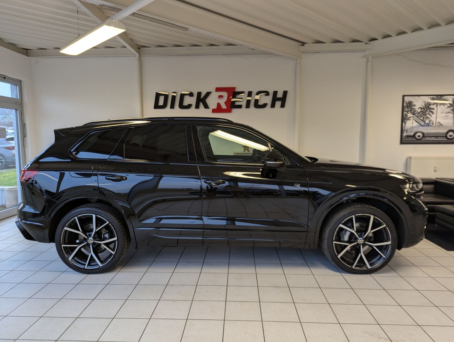 Volkswagen Touareg 3.0TDI 4M R-Line VOLL Black 22" UPE 114T