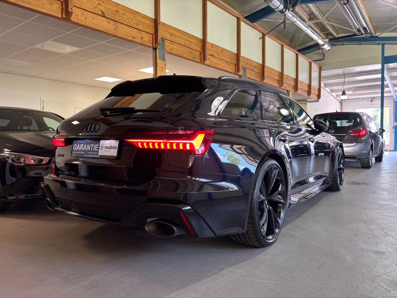 Audi RS6 Avant 4.0 TFSI quattro / Navi