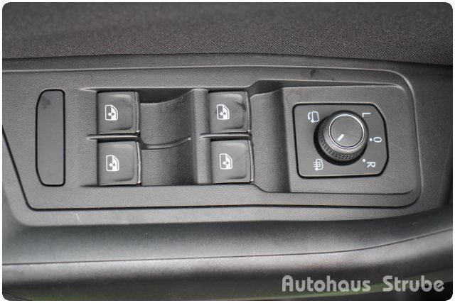 Volkswagen T-Roc Cabriolet Style 1.5 TSI DSG - Samsaru's Car Outlet
