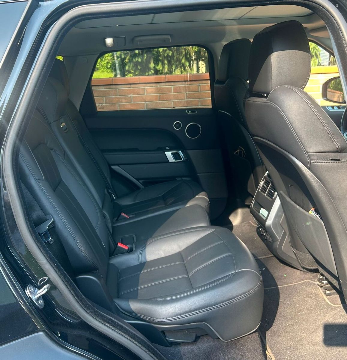 Range Rover Sport Range Rover Sport 3 - Samsaru's Car Outlet