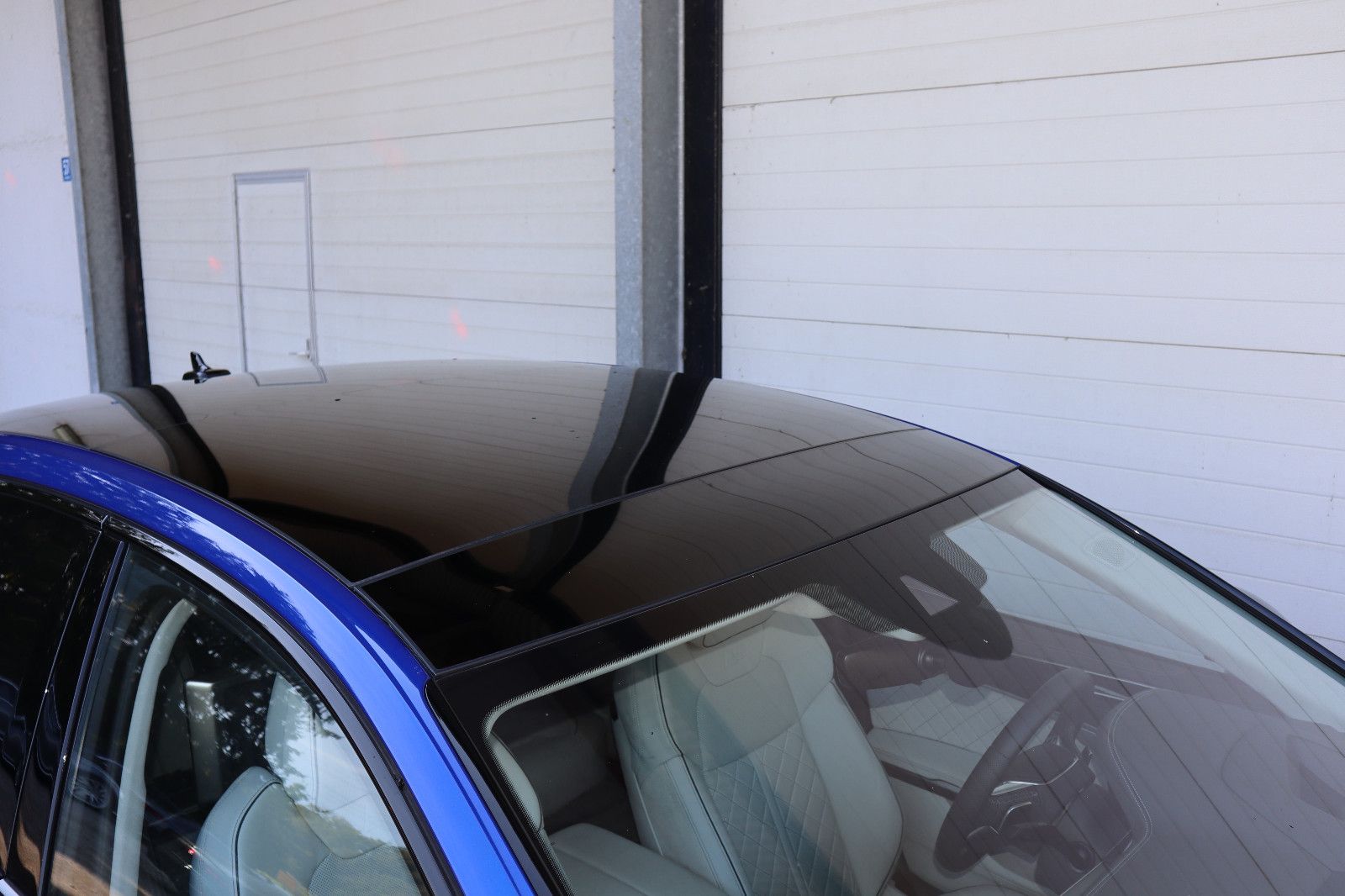 Audi A8L 60 TFSIe lang exclusive - Samsaru's Car Outlet