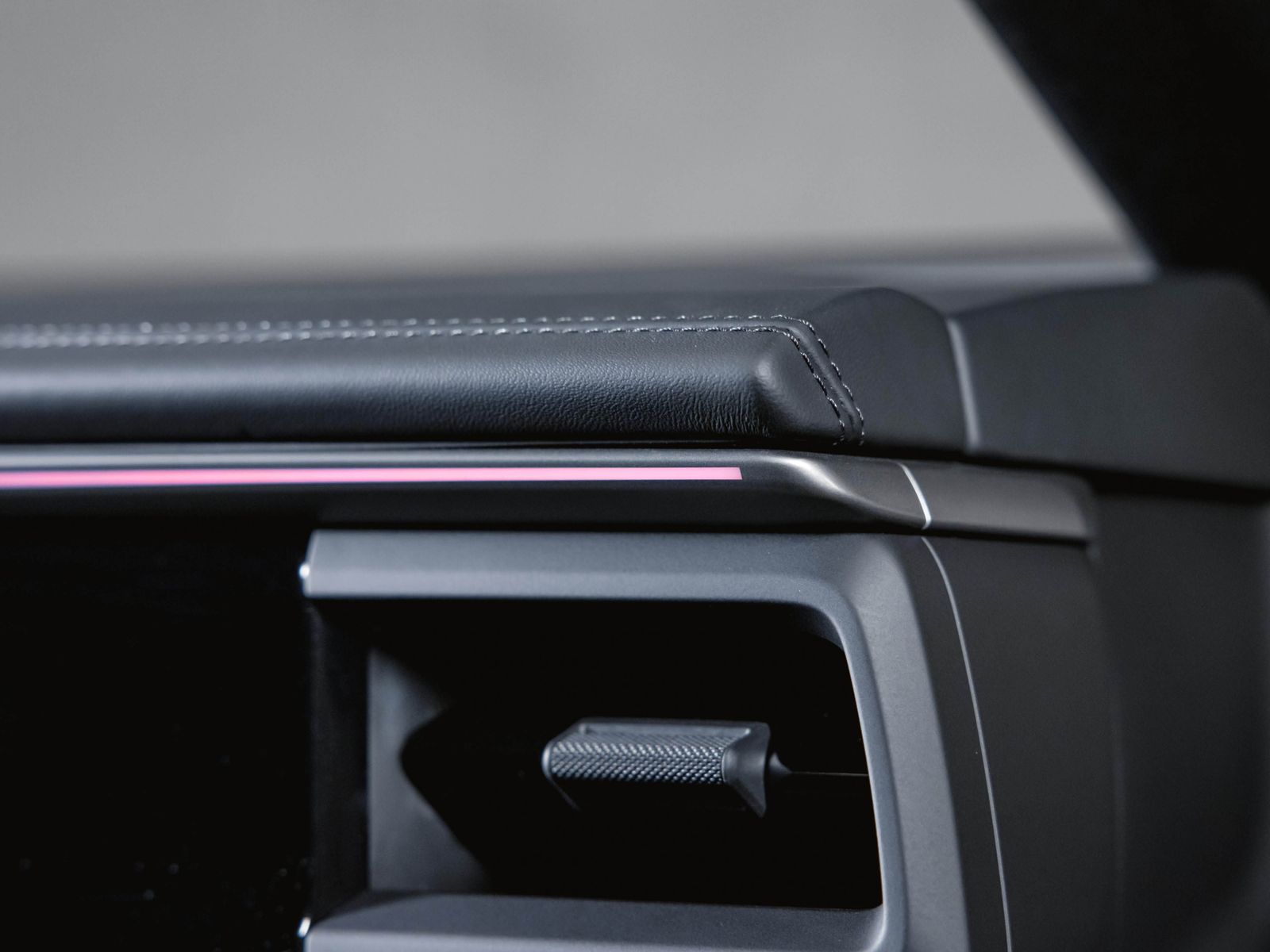 Porsche Macan 4 Electric - Samsaru's Car Outlet