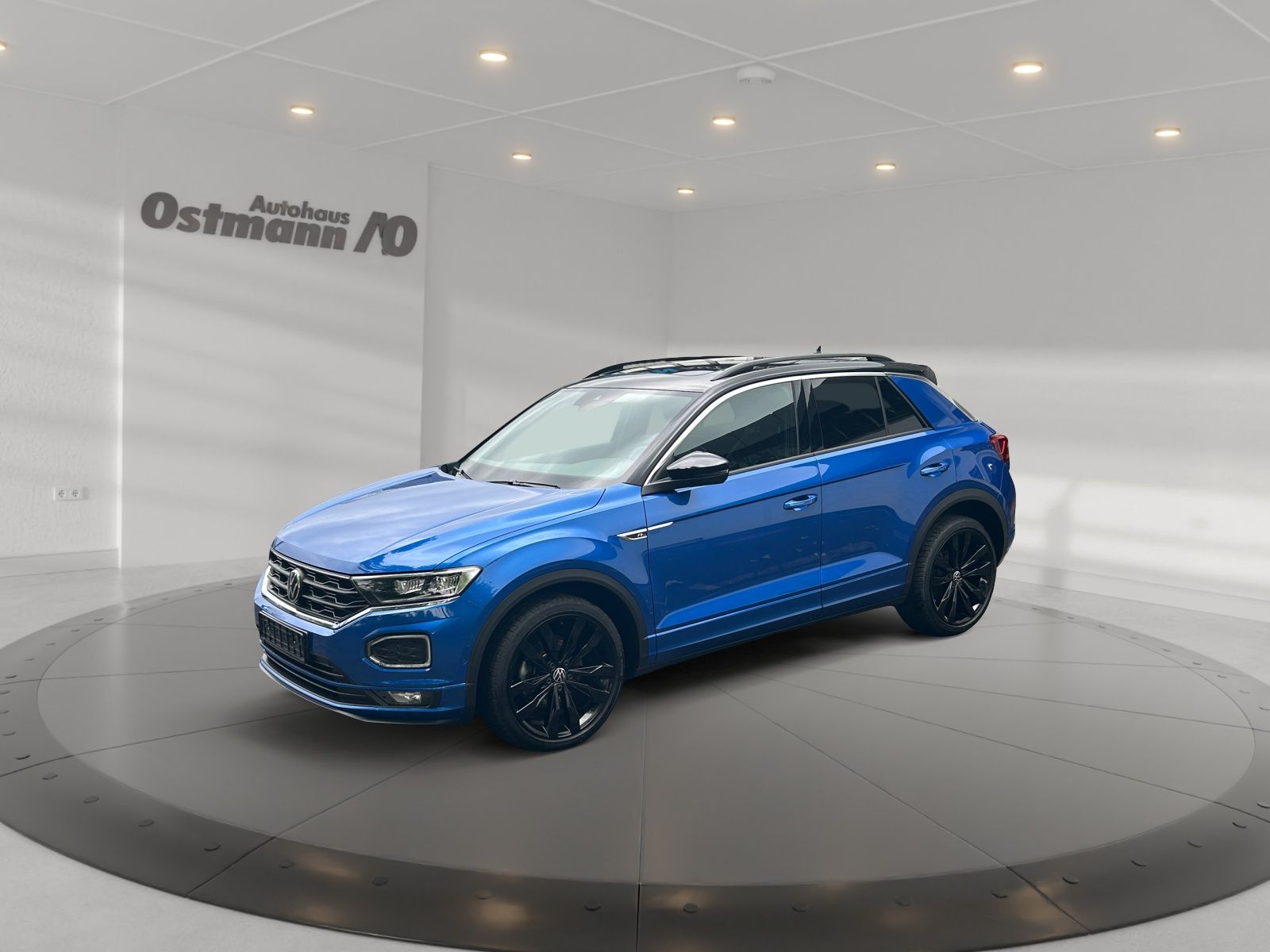 Volkswagen T-Roc 1.5 TSI Sport R-Line - Samsaru's Car Outlet