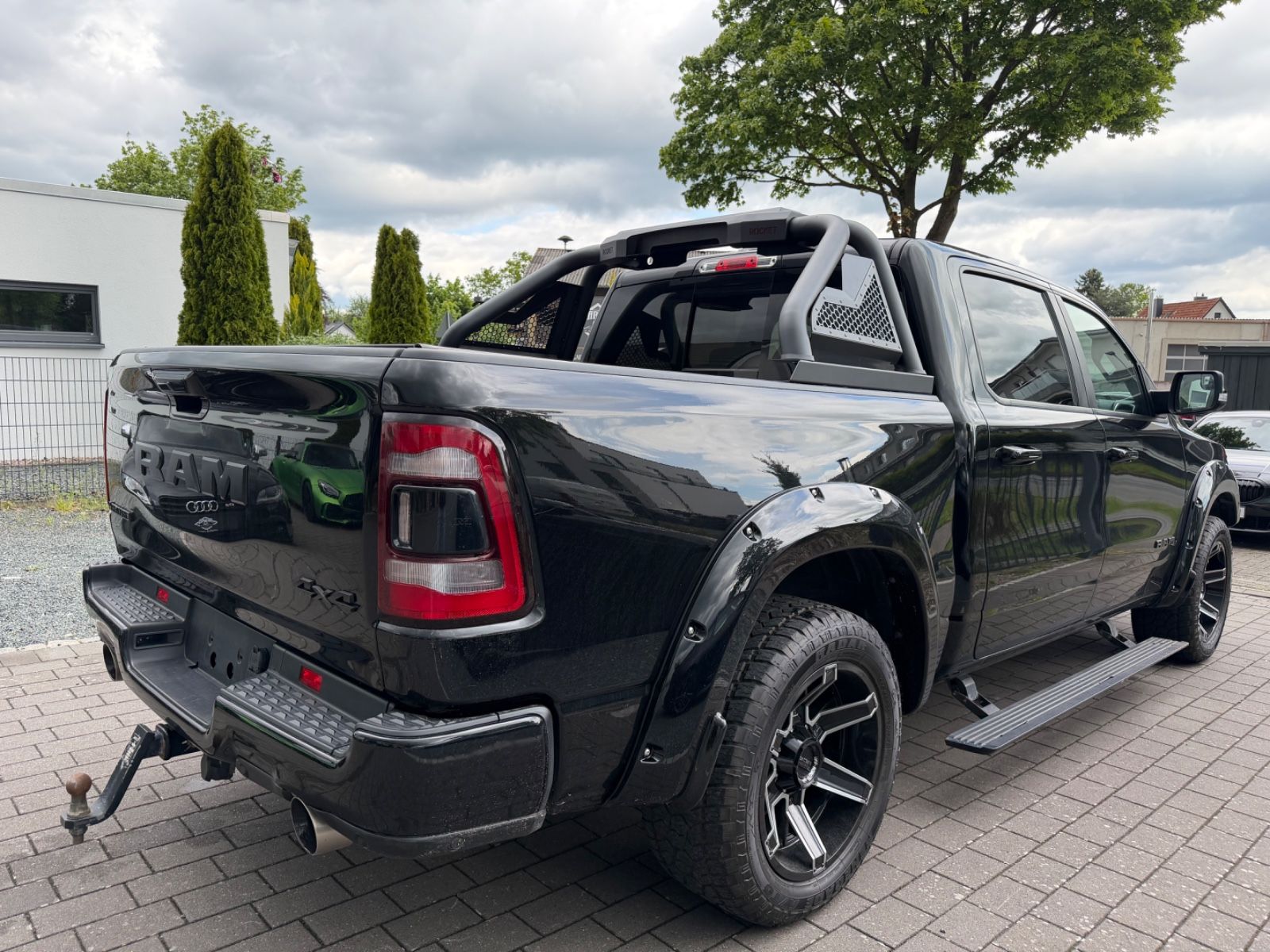 Dodge RAM 1500 5.7 Laramie Sport/Night/Sport-Aga/LPG