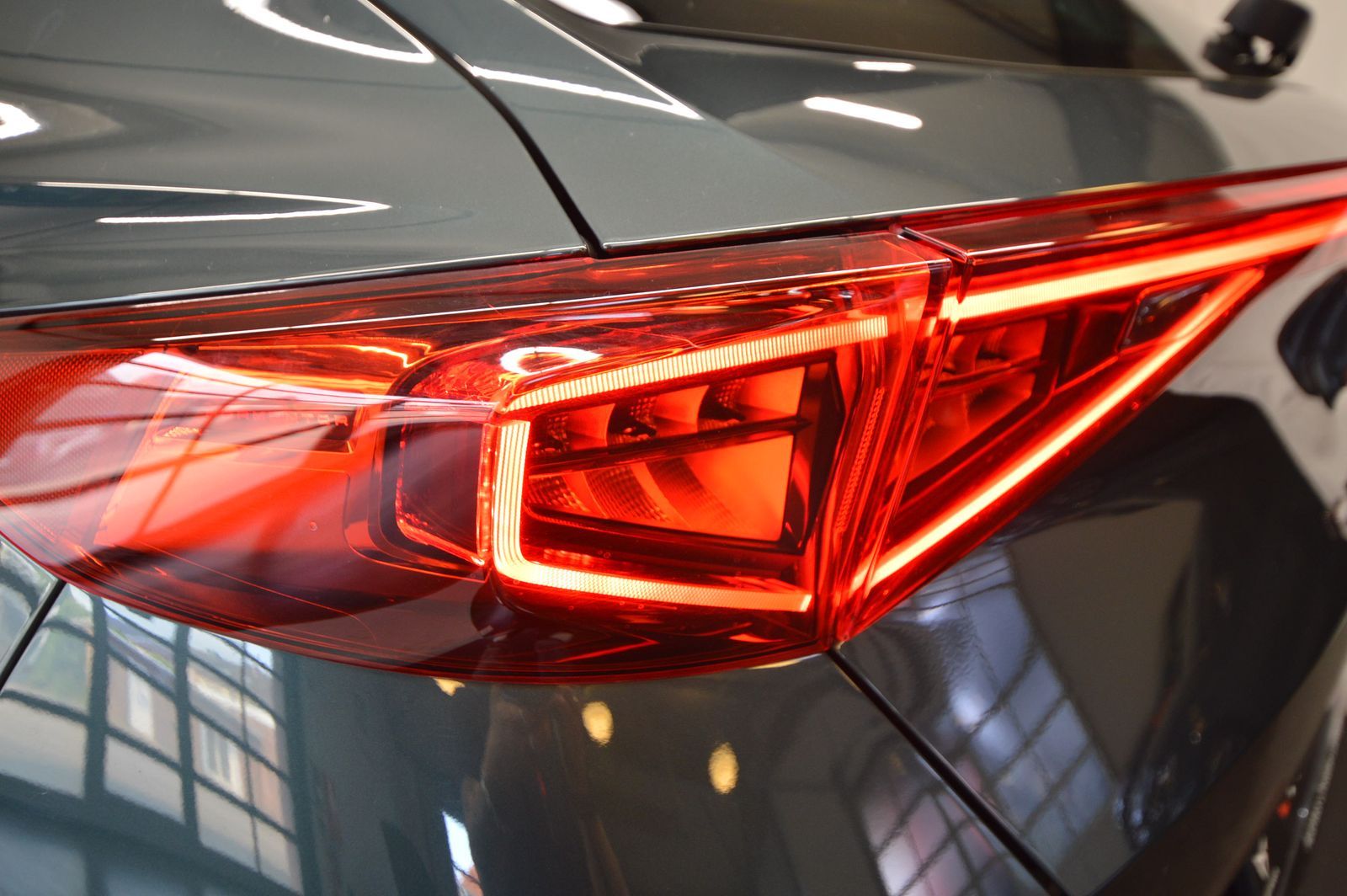 Cupra Formentor VZ 2.0 TSI 4Drive - Samsaru's Car Outlet