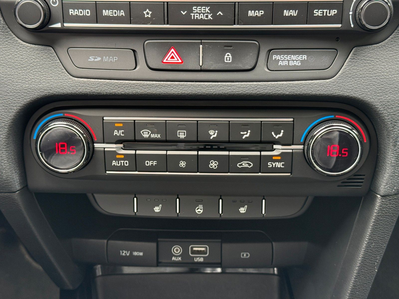 Kia Ceed 1.6 CRDi Vision - Samsaru's Car Outlet