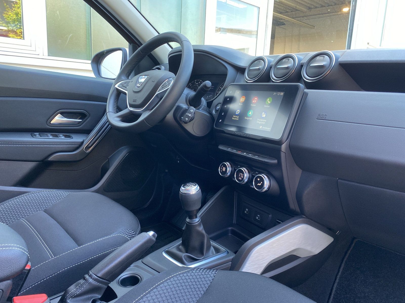 Dacia Duster Prestige+ - Samsaru's Car Outlet