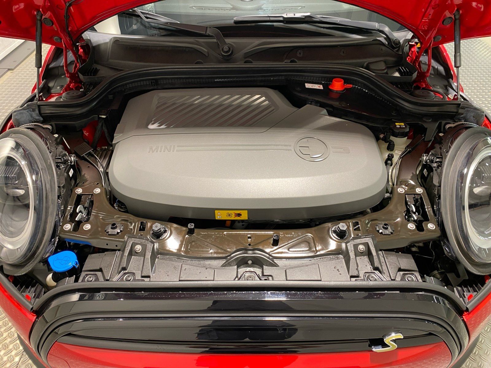 MINI Cooper SE - Samsaru's Car Outlet