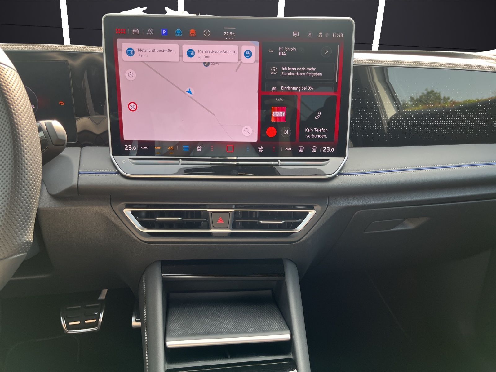 Volkswagen Tiguan TDI R-Line 4M DSG MATRIX AHK PANO 20" NAV
