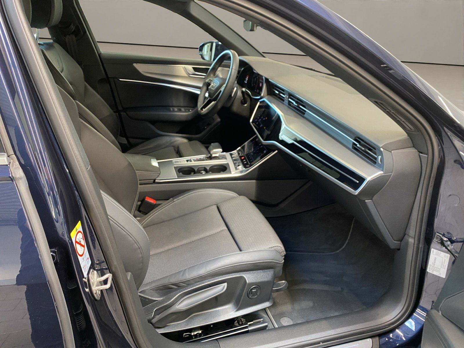Audi A6 Avant 45 3.0 TDI quattro sport S-line ACC AHK