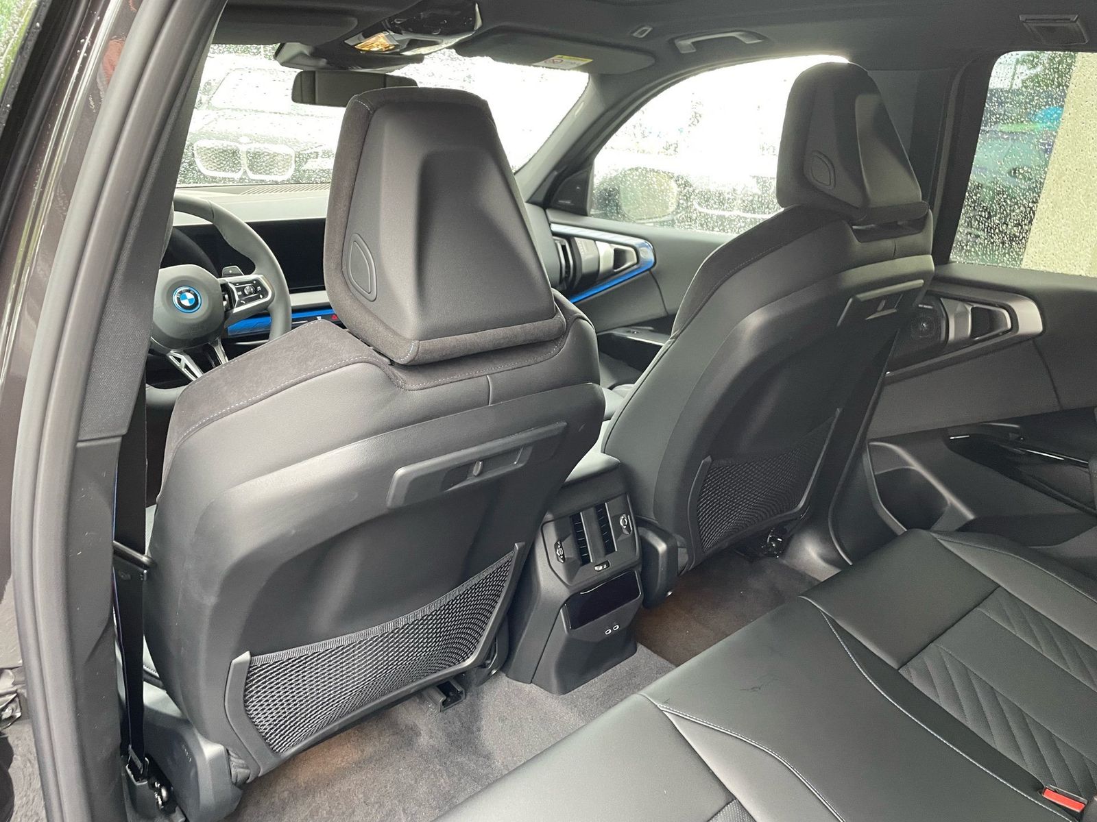 BMW X3 30e xDrive || M Sport Pro AHK Pano H&K 360°