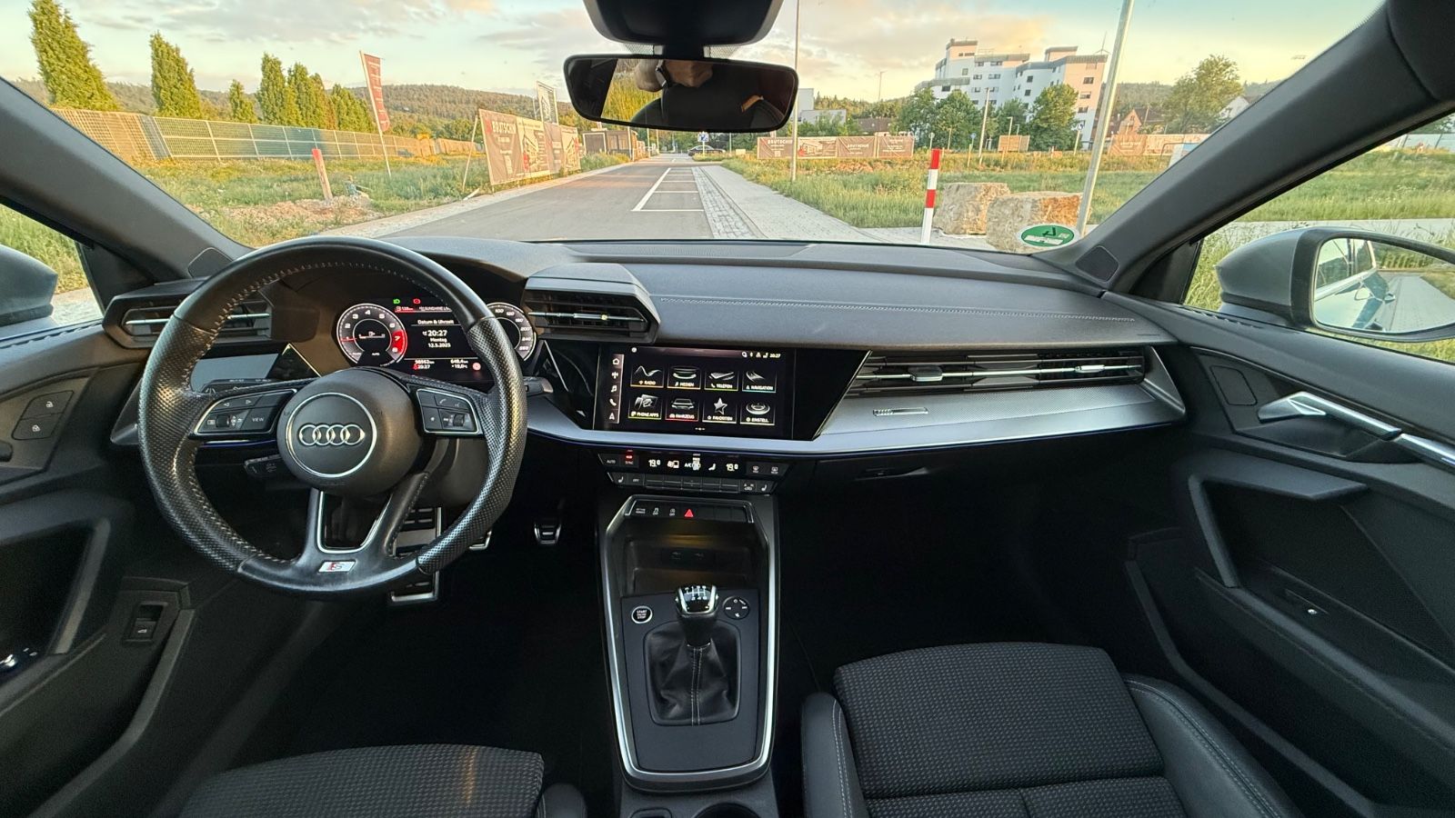 Audi A3 Sportback 35 TFSI edition one S-Line - Samsaru's Car Outlet
