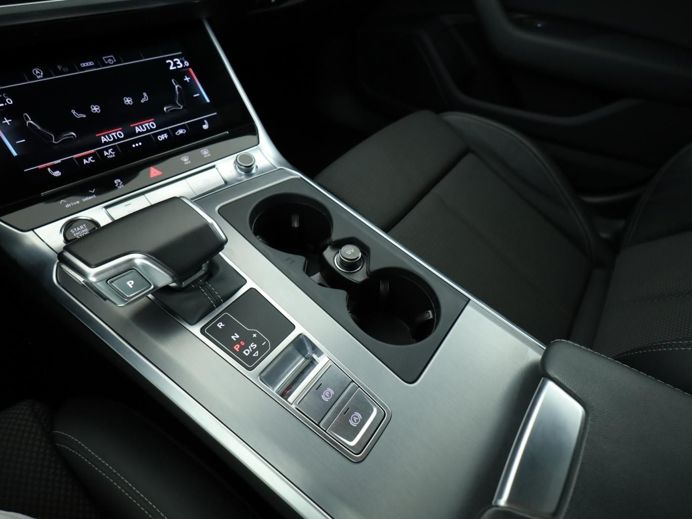 Audi A6 40 2.0 TDI Avant sport S-Line - Samsaru's Car Outlet