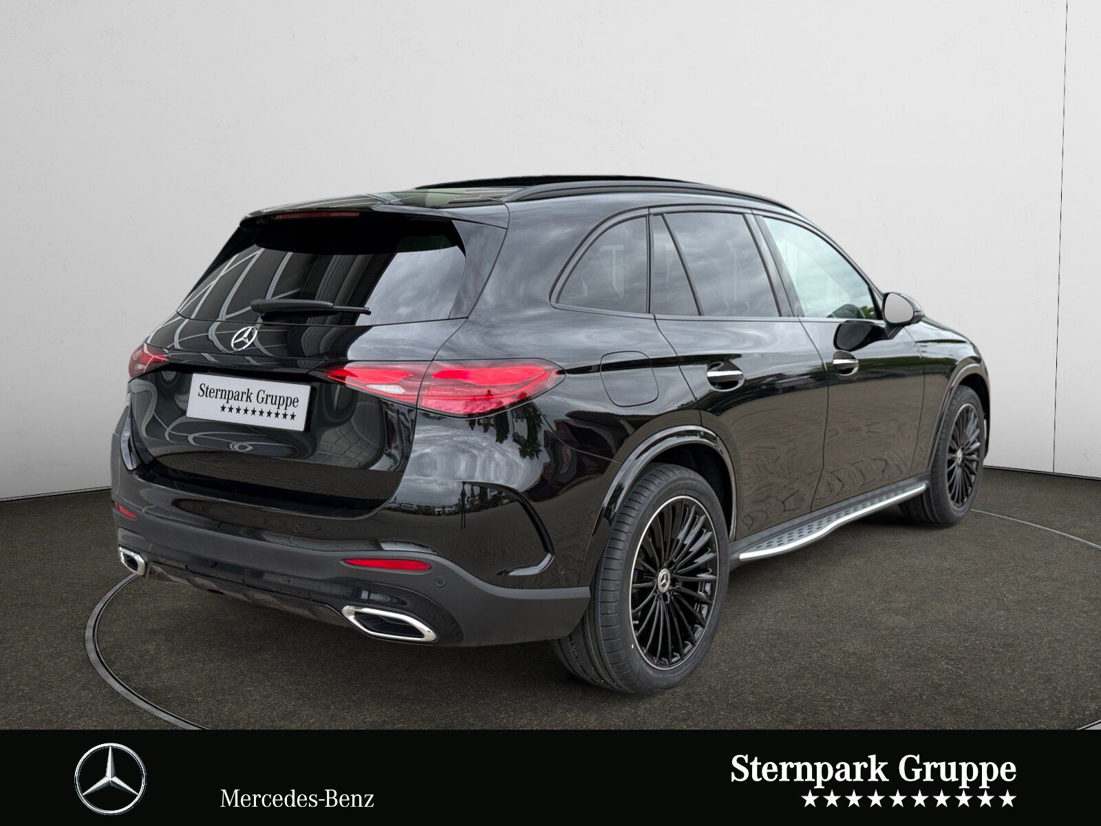 Mercedes-Benz GLC 300 d 4M AMG Distro+Pano+AHK+HuD+Massage+360