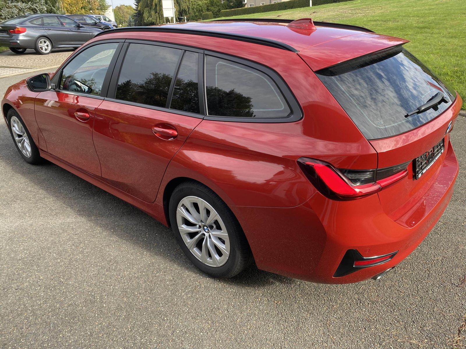 BMW 320d Navi Pro - Samsaru's Car Outlet