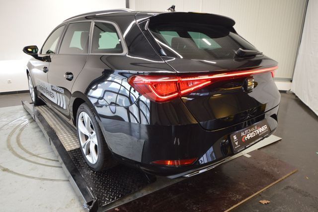Seat Leon Sportstourer 2.0 TDI FR Navi/ SHZ/ AHK/ ...