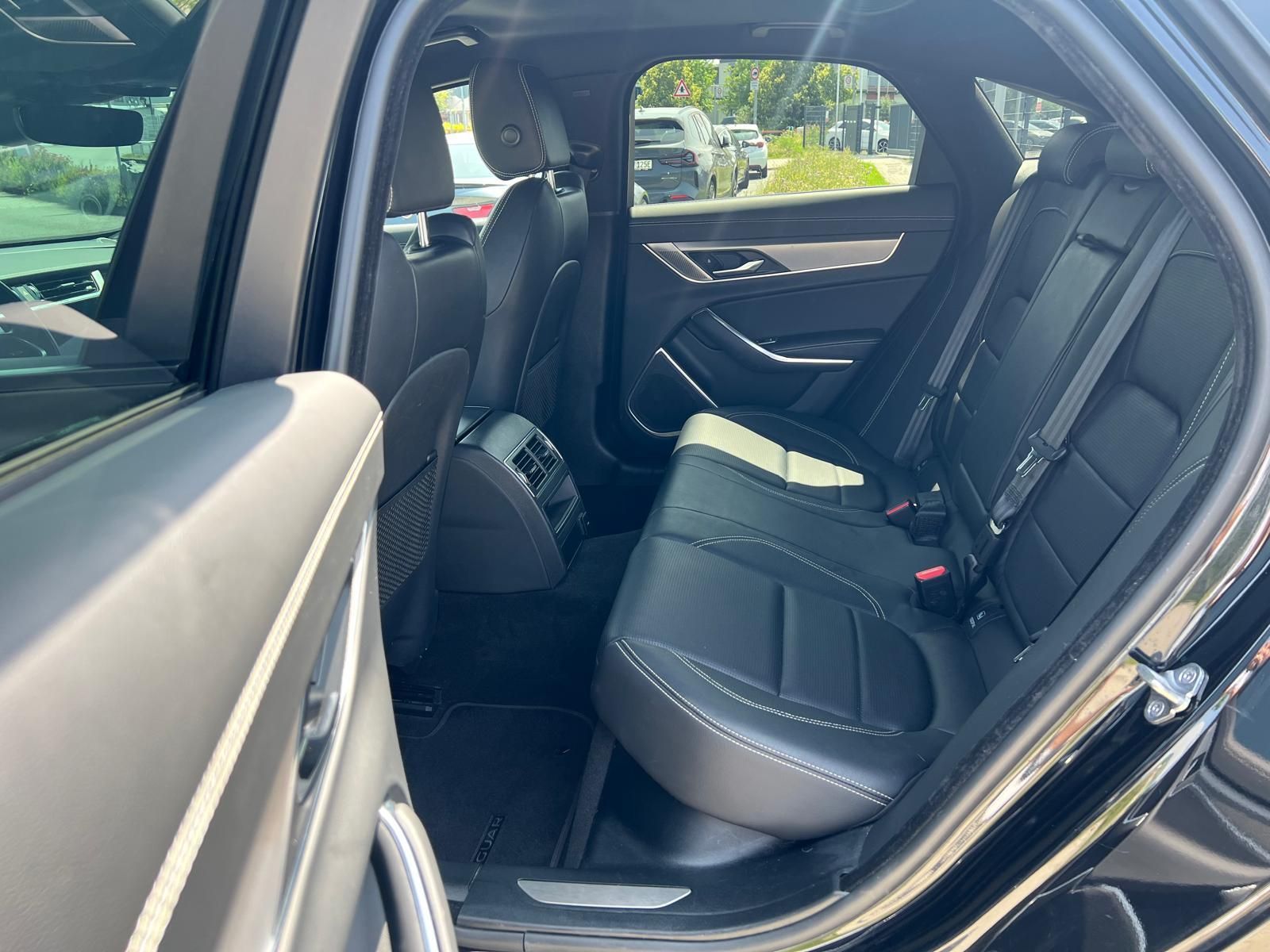Jaguar XF D200 R-Dynamic S Aut. Navi+Led+Leder+Shz