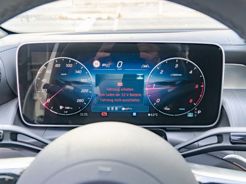 Mercedes-Benz GLC 300 d 4M AMG-Sport/360/Pano/AHK/Night/Distr