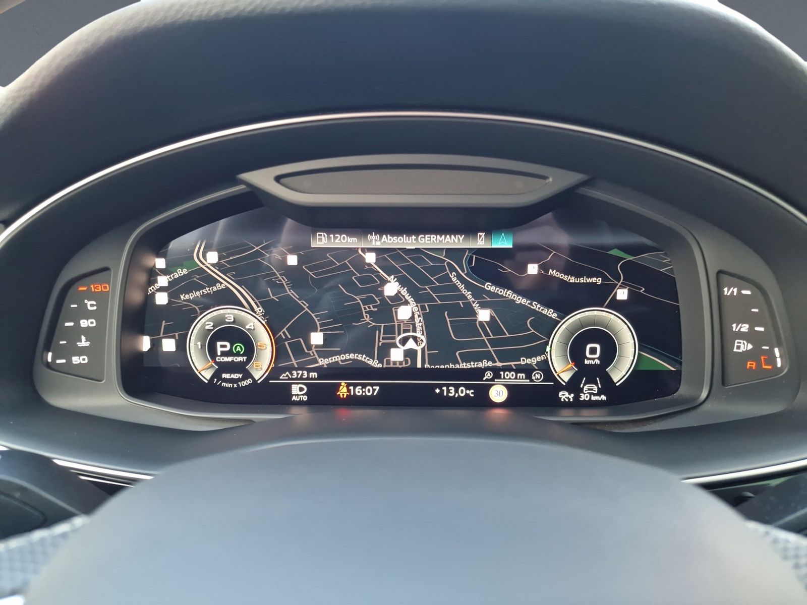 Audi Q8 50 TDI qu 3x S line HD-MATRIX Pano S-Sitz 23"