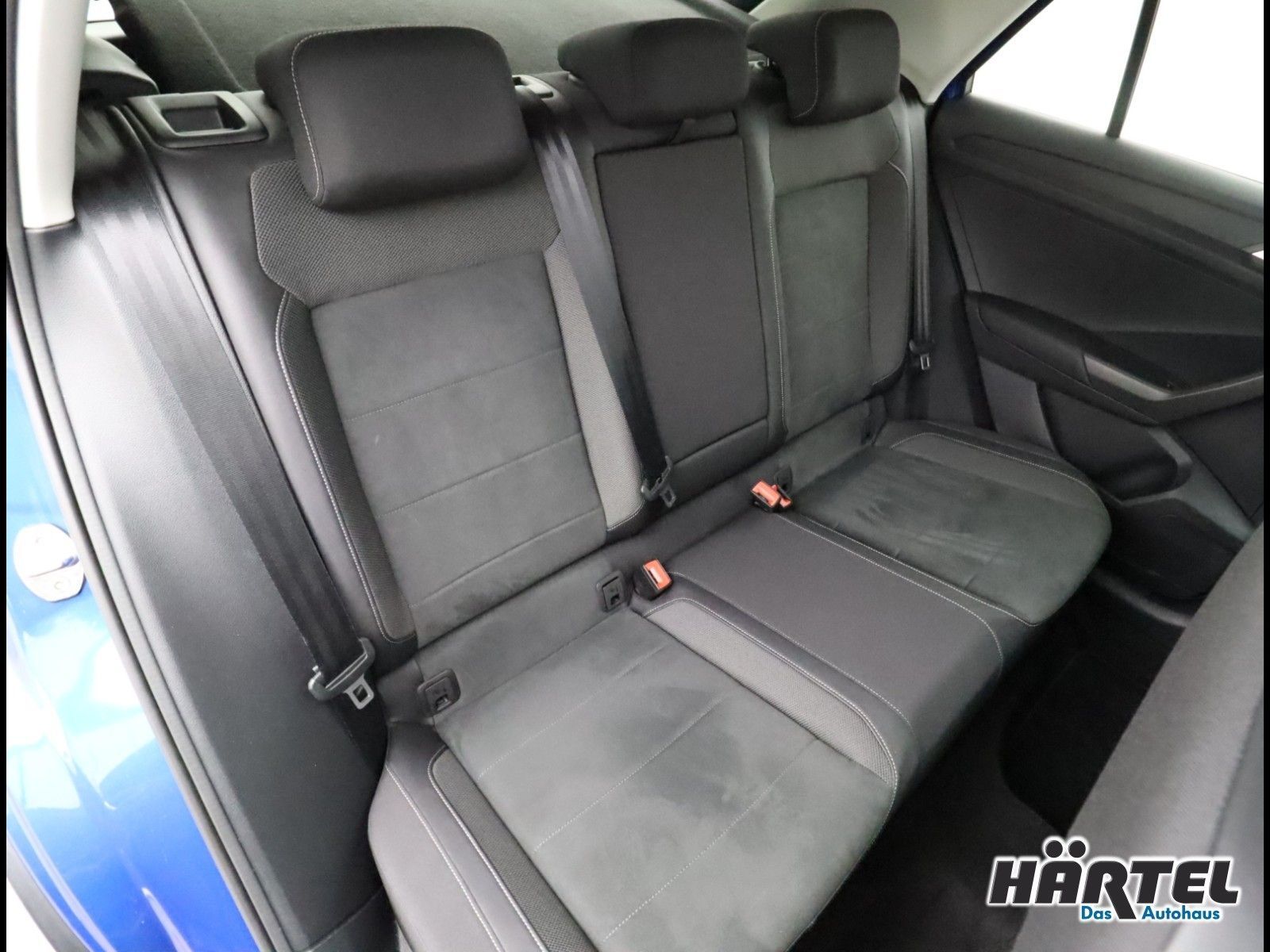Volkswagen T-ROC STYLE 1.5 TSI DSG - Samsaru's Car Outlet