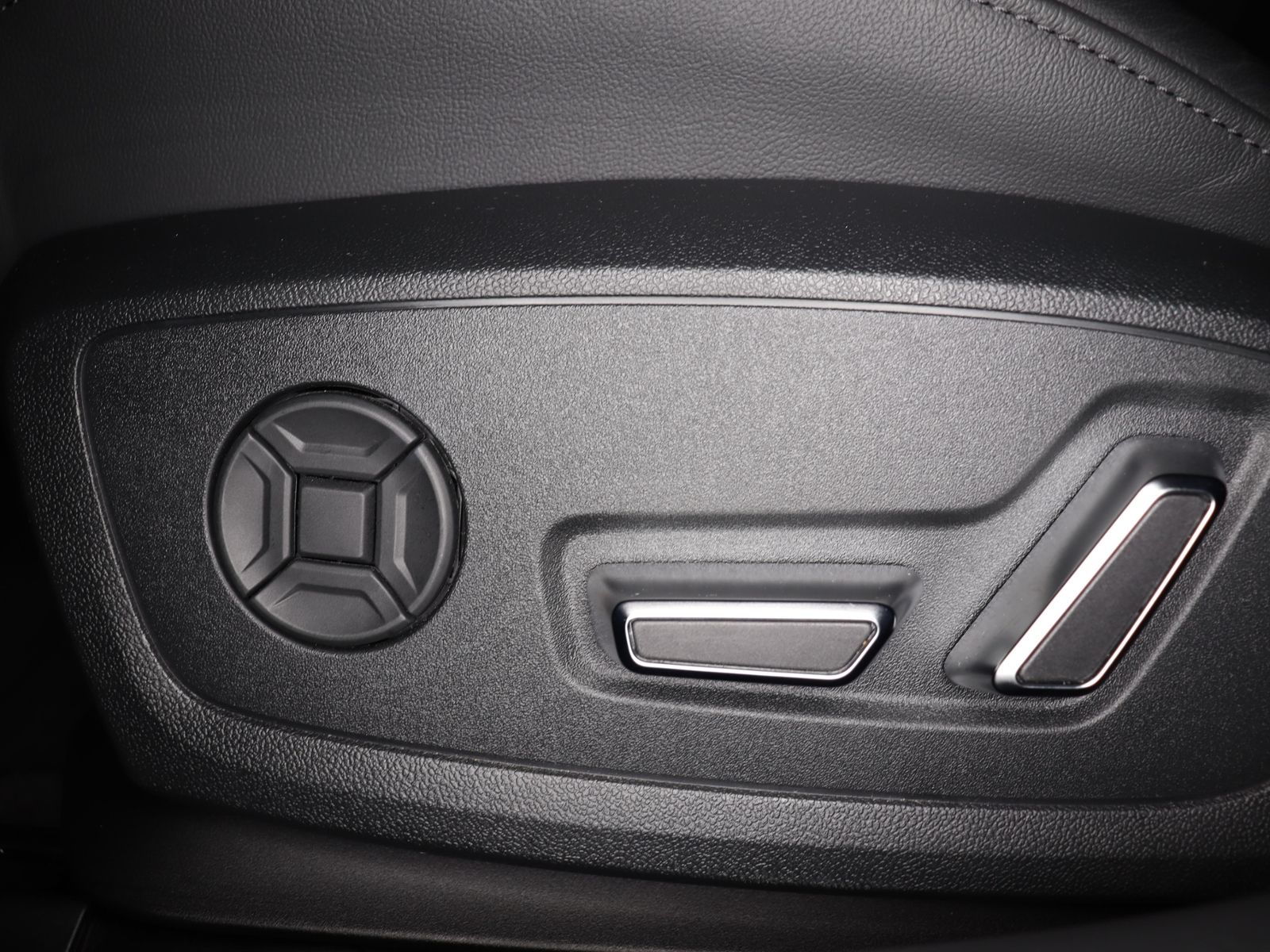 Audi RS6 4.0TFSI 1140,-ohne Anzahlung B&O Sportabgas