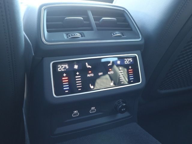 Audi RS 6 Avant STANDHEIZUNG*AHK*HEADUP*ALLRADLENKUNG