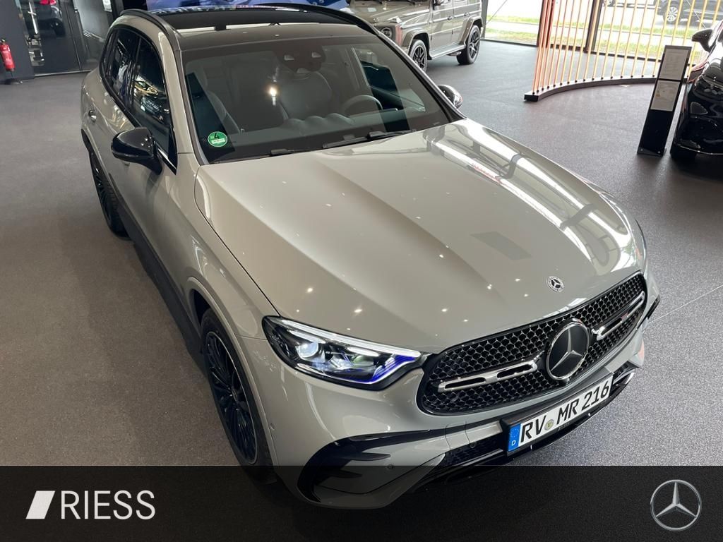 Mercedes-Benz GLC 300 d 4M AMG+PANO+AHK+DISTR+DIGI LIGHT+KEYL+