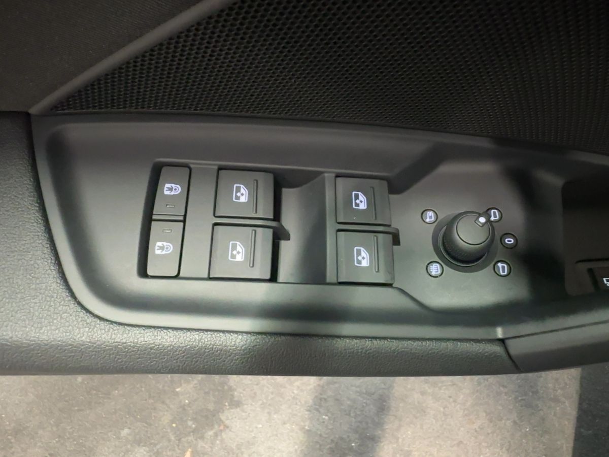 Audi A3 Sportback 40 TFSI e advanced S tronic LED Nav