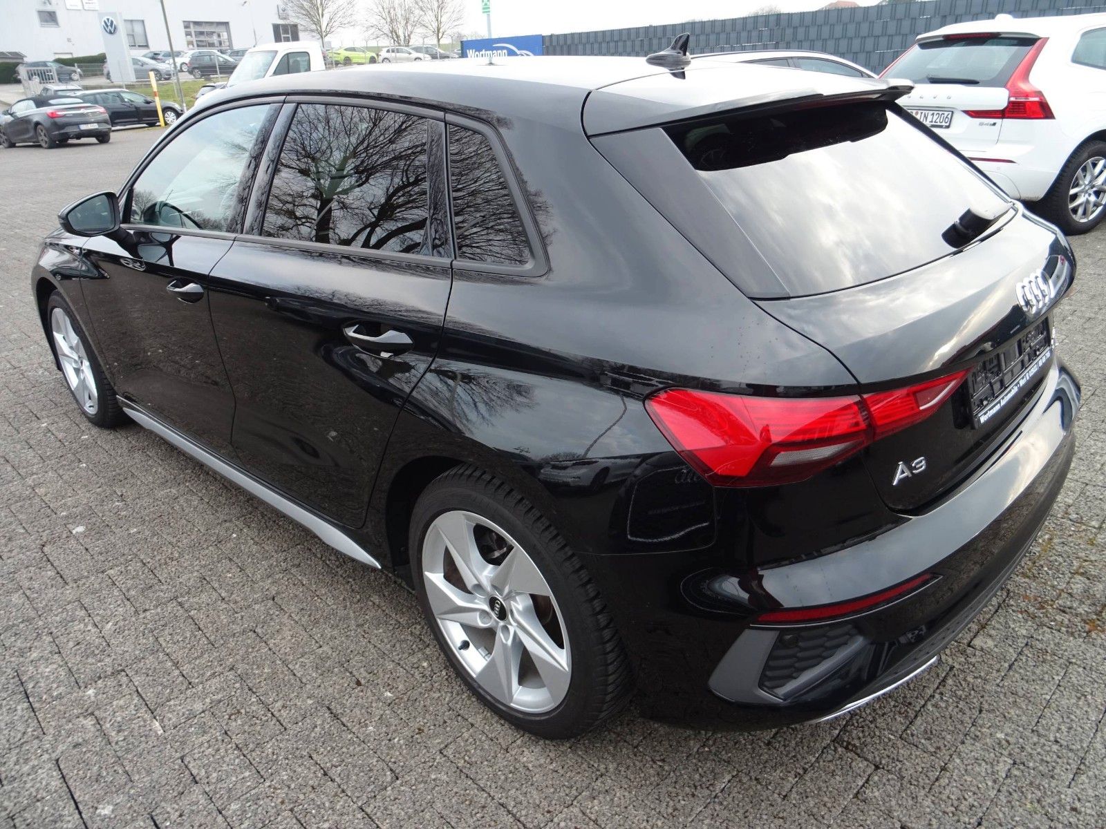 Audi A3 Sportback 30 TFSI S line Navi LED SHZ Virtual
