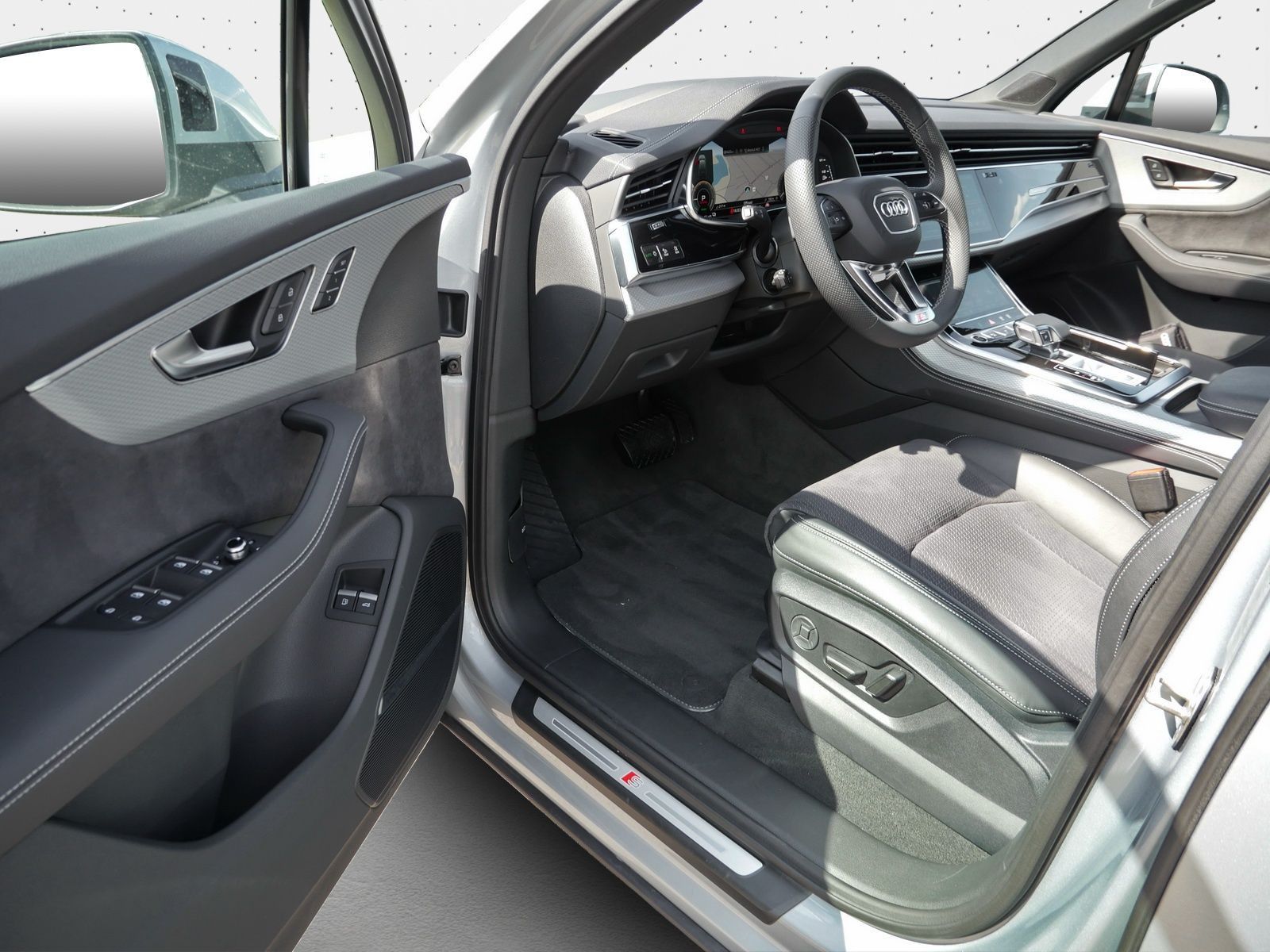 Audi Q7 55 TFSIe qu. S line Sport*Air*B&O*HuD*AHK*ACC