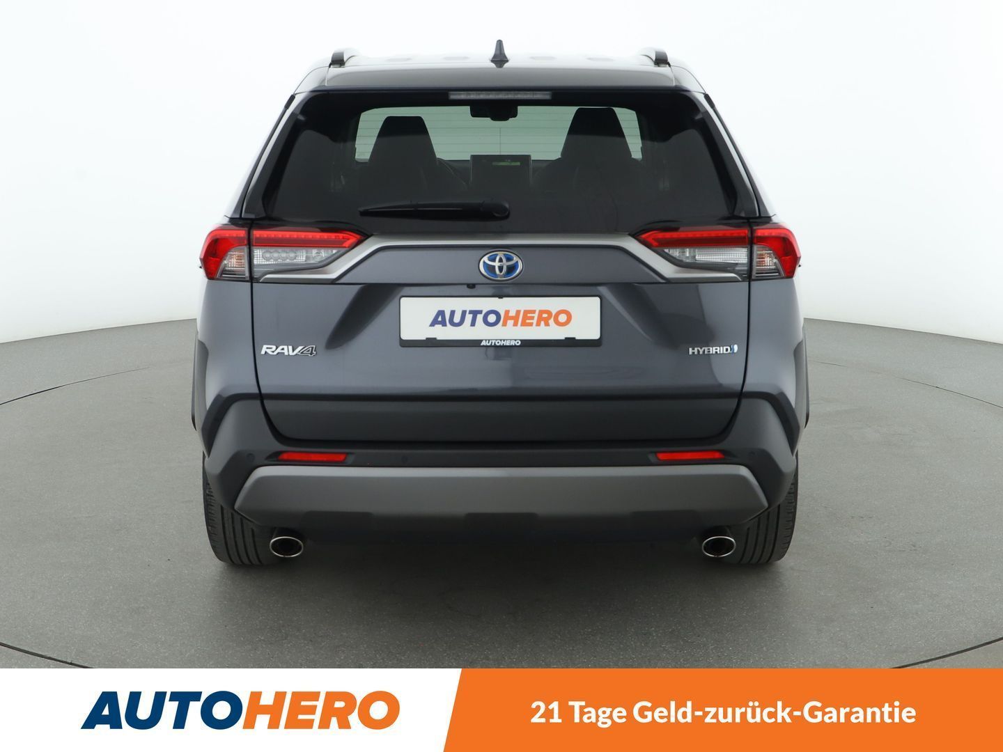 Toyota RAV 4 2.5 Hybrid 4x4 Lounge - Samsaru's Car Outlet