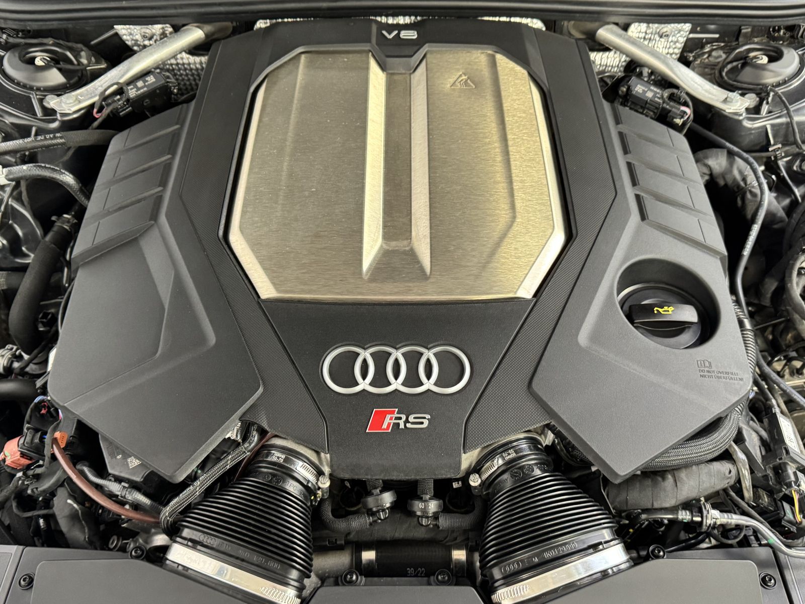 Audi RS6 HeadUP MatrixLED Pano B&O 360° ACC Sitzlüft.