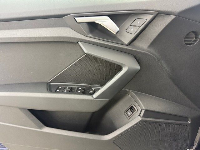 Audi A3 Limousine 35TDI NAVI ACC EINPARKH SITZH KLIMA