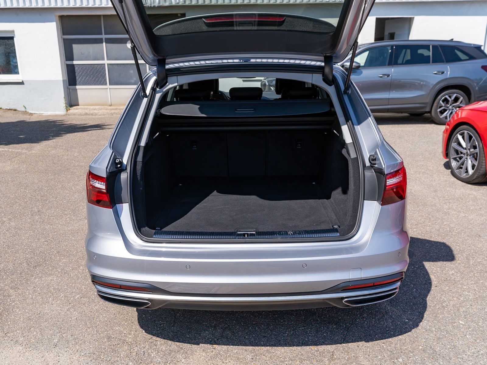 Audi A4 Avant advanced 40TDI Stronic - Samsaru's Car Outlet