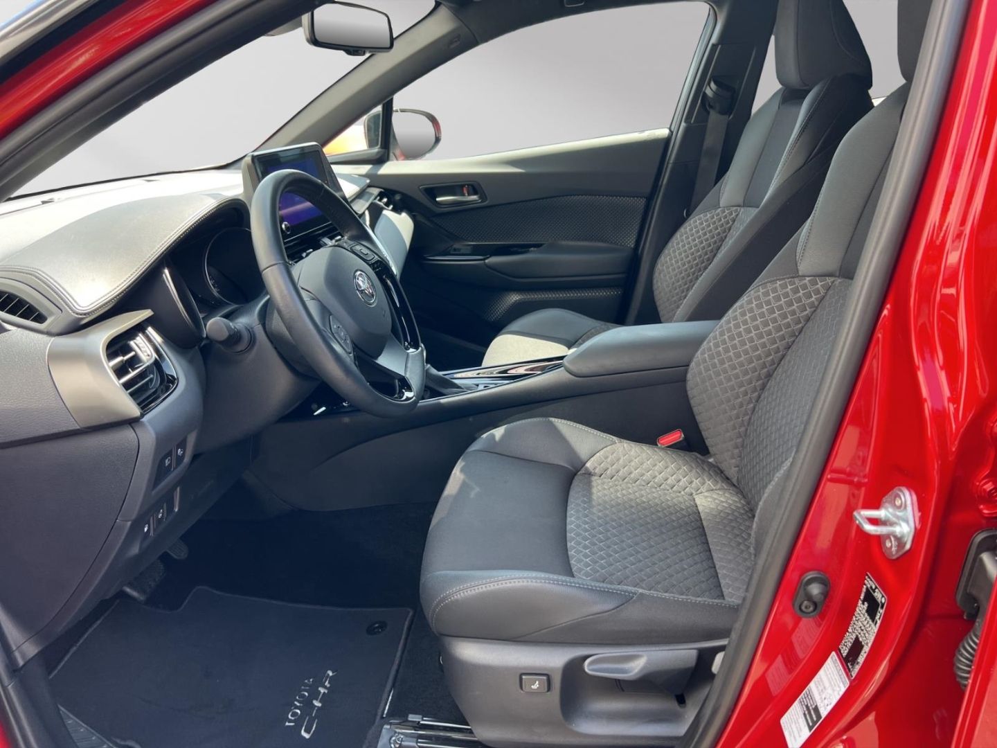 Toyota C-HR 2.0 Hybrid - Samsaru's Car Outlet