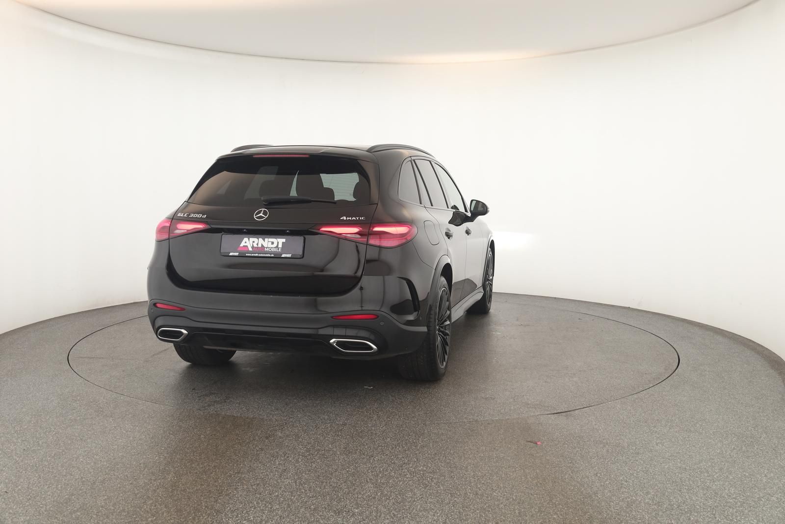 Mercedes-Benz GLC 300 d 4M AMG Advanced Night DIGITAL Pano AHK