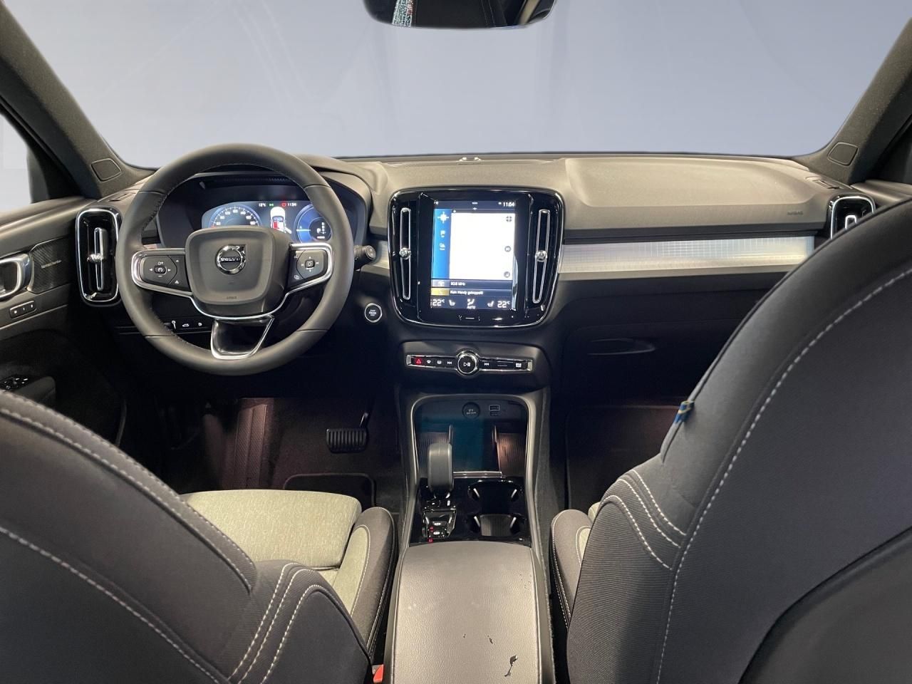 Volvo XC 40 T4 2WD Plus Bright Plug-In NAVI+LED+AHK
