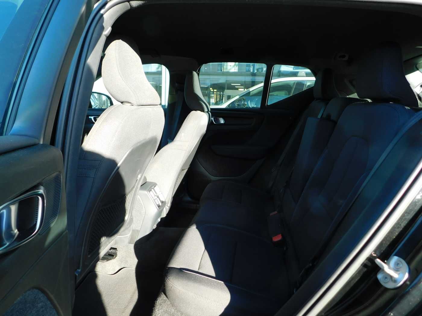 Volvo XC40 Recharge Twin Motor AWD Plus 'AHK, GJR'