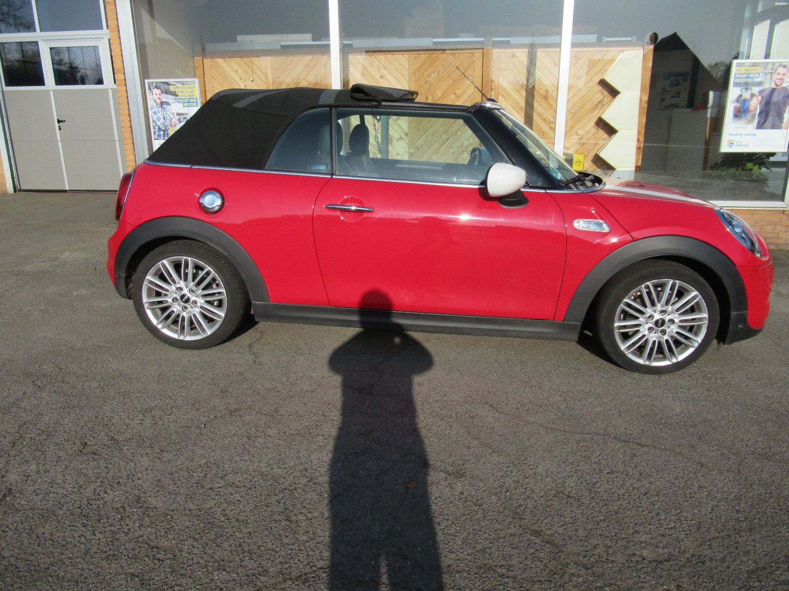 MINI Cooper S Cabrio - Samsaru's Car Outlet