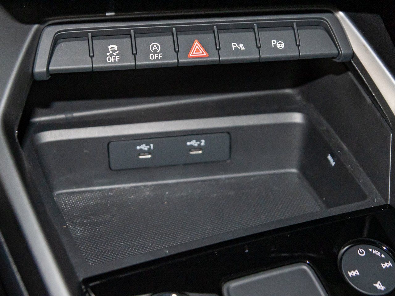 Audi A3 Limousine 35 TDI S line LED HeadUp virtCo PDC