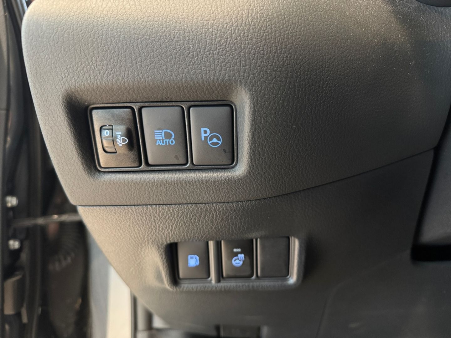 Toyota C-HR 2.0 Hybrid Team D *LED*ACC*CarPlay*CAM*SHZ*