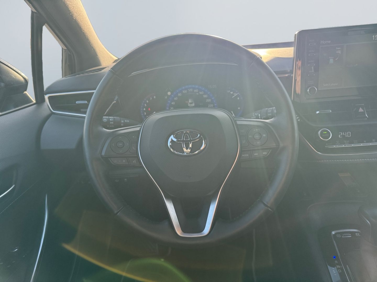Toyota Corolla 2.0 Hybrid Team D *Technik Paket*SHZ*CAM