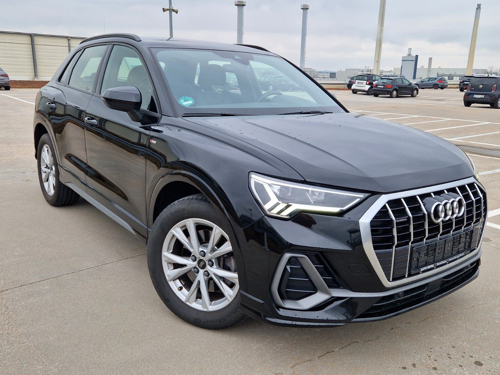 Audi Q3 40 TDI quattro S line - Samsaru's Car Outlet