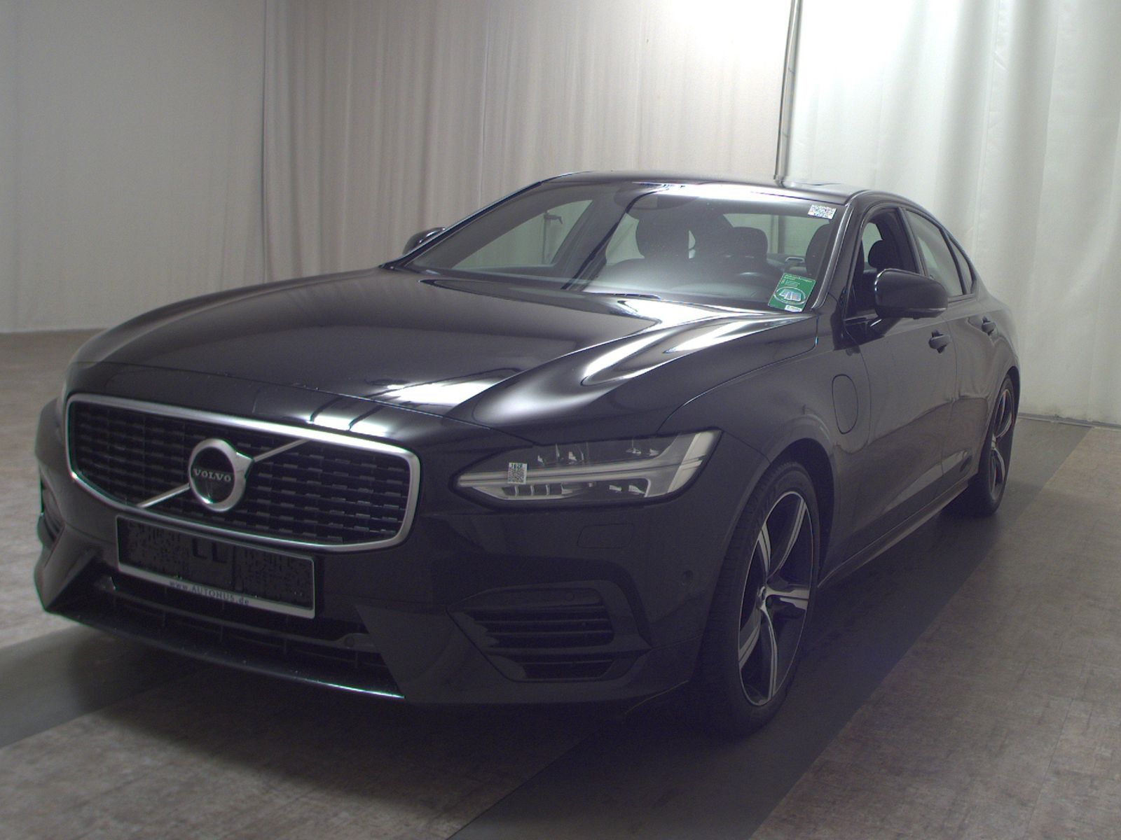 Volvo S90 T8 AWD Hybrid R-Design Navi LED HuD H-K 360°