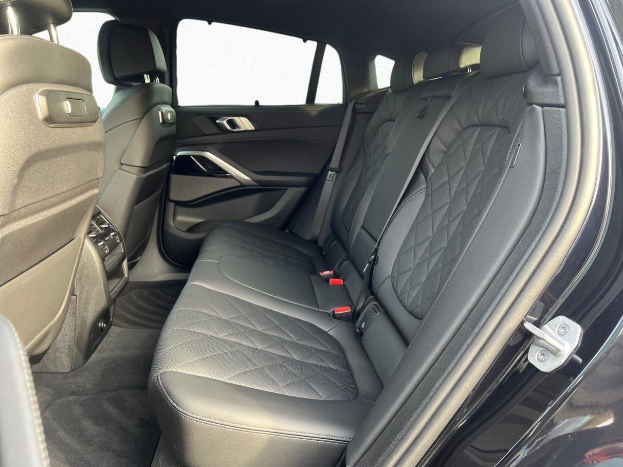 BMW X6 xD40i M-Sport 759,-/Anz AHK HK SHz DAPro PANO