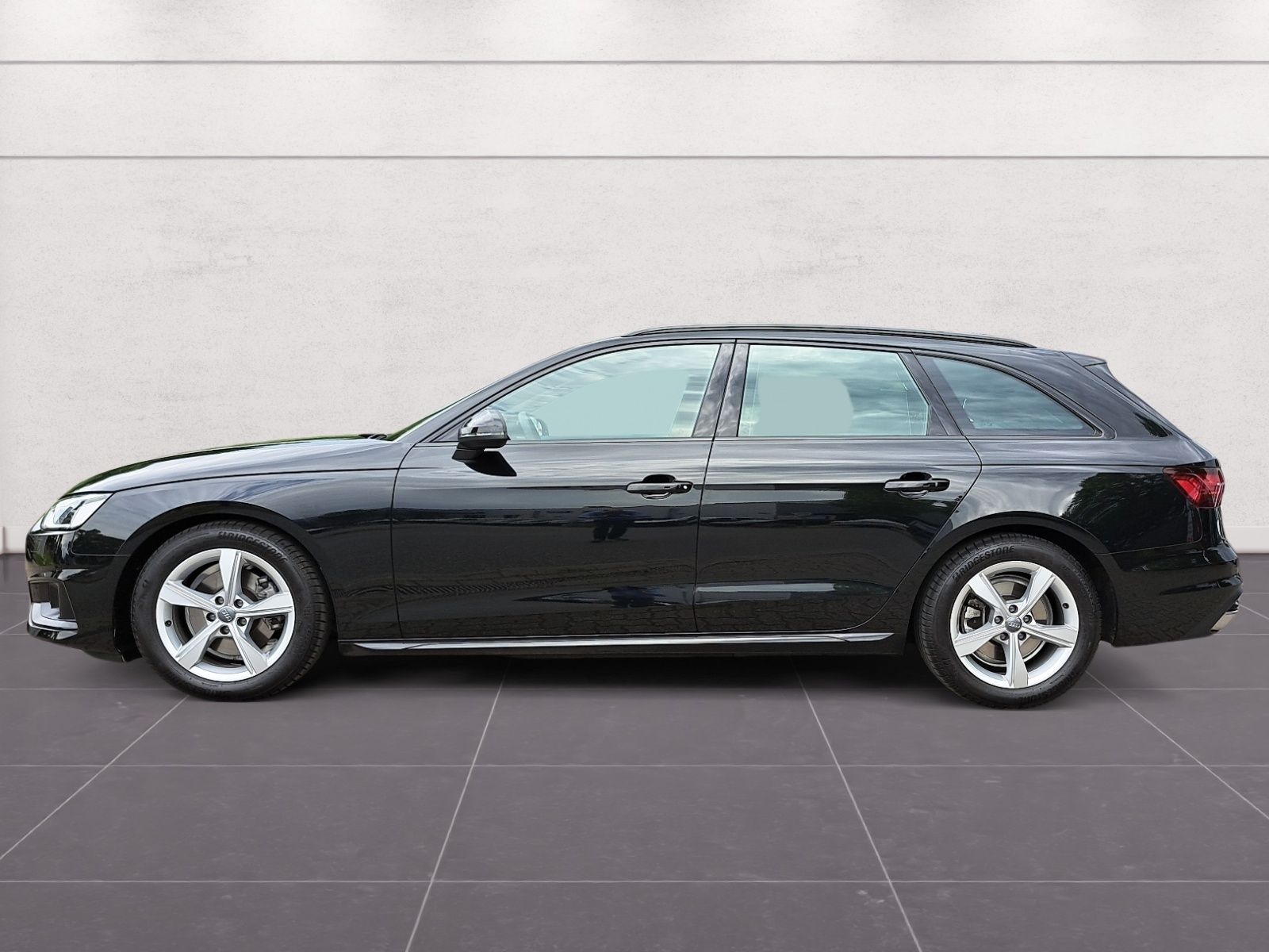 Audi A4 Avant advanced 40 TFSI S tronic - Samsaru's Car Outlet