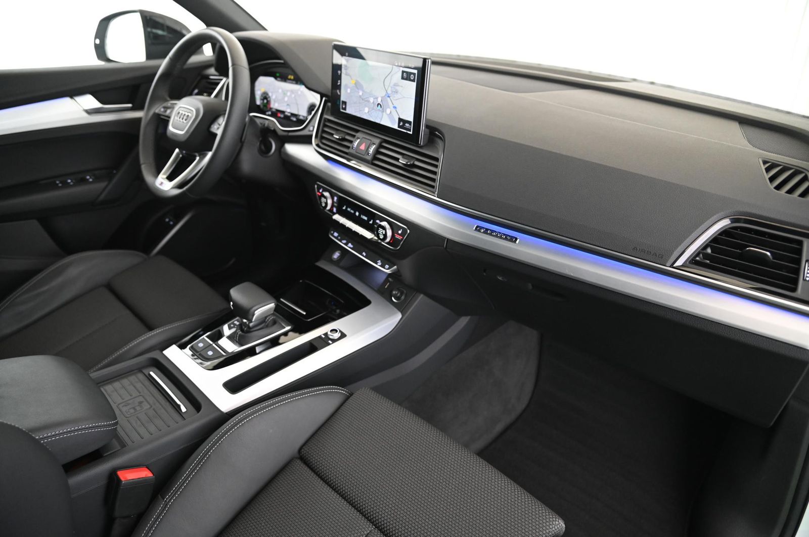 Audi Q5 Sportback 55 TFSIe qr. S-Line+ - Samsaru's Car Outlet