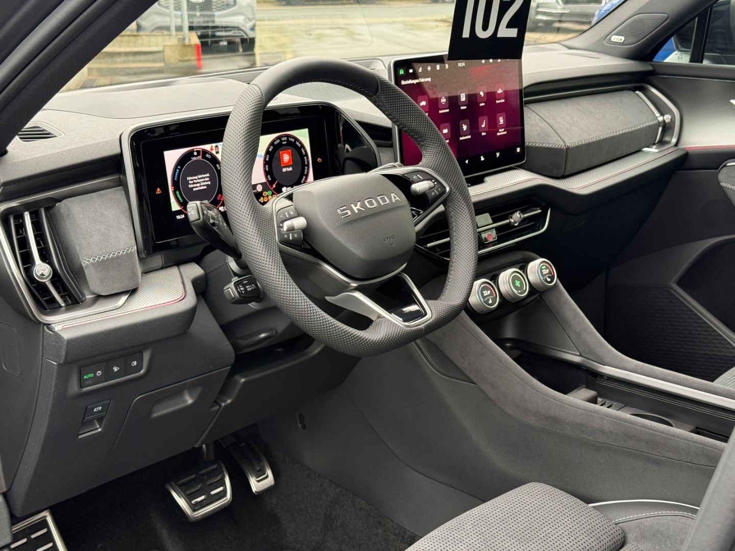 Skoda Kodiaq II 1.5 TSI iV DSG Sportline DCC AHK Matri