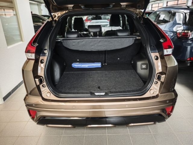 Mitsubishi Eclipse Cross Mitsubishi Plug-In Hybrid Plus Sel