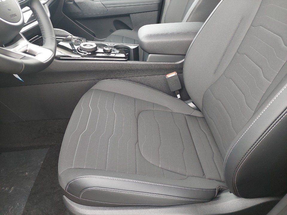 Kia Sportage Vision 1.6T Hybrid Komfort 2WD - Samsaru's Car Outlet